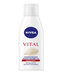 Nivea Visage Vital Pampering Cleansing Milk 200 ml